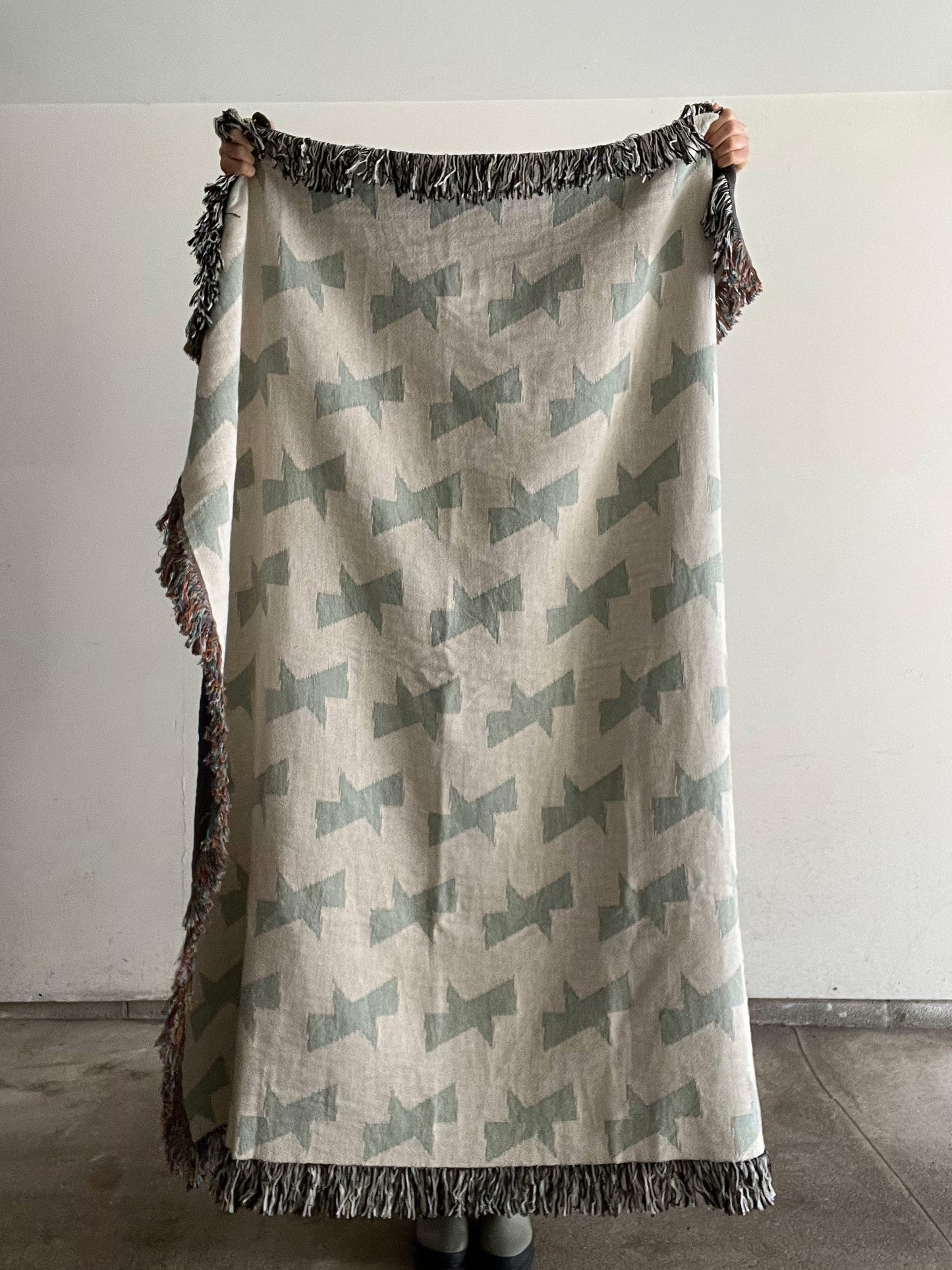 Cosmos - 50" x 60" Jacquard Woven Blanket