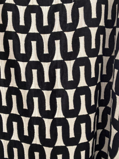 Flow - 60" x 80" Jacquard Woven Blanket