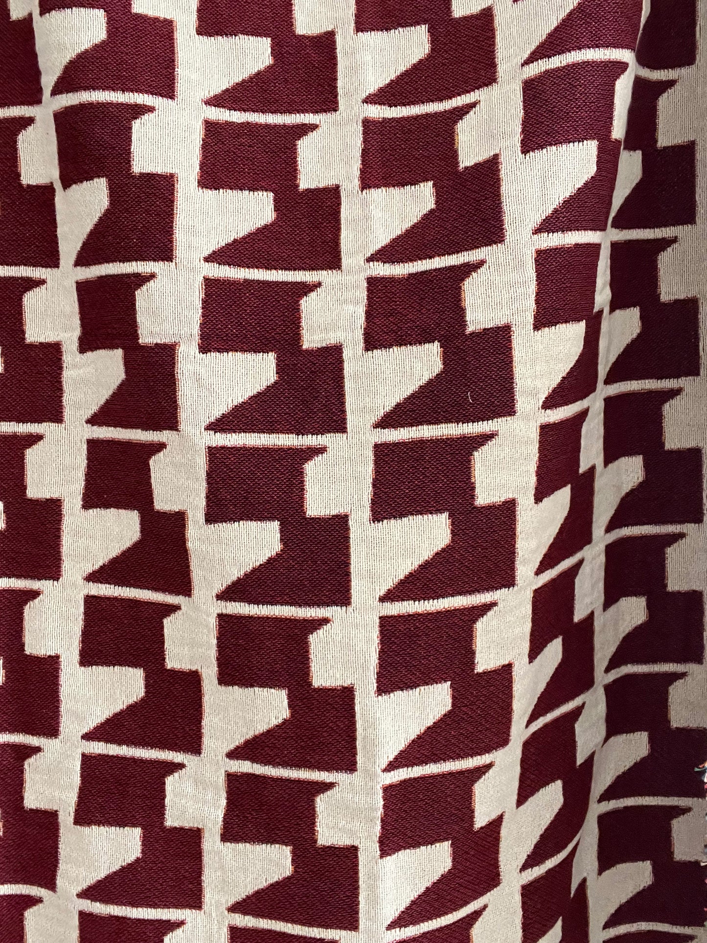 Jig - 50" x 60" Jacquard Woven Blanket