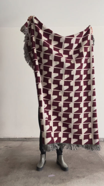 Jig - 50" x 60" Jacquard Woven Blanket
